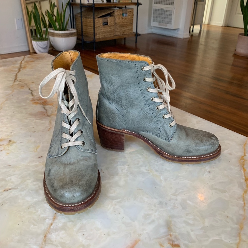 Frye Sabrina 6G Lace Up Boot 8/heather blue